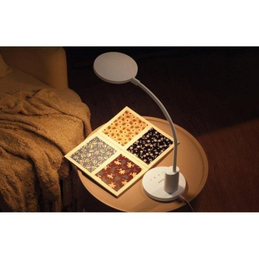 Lampada da scrivania Yeelight Pura Reading Desk Lamp