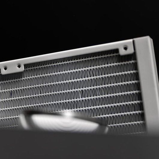 Refrigeración Líquida Valkyrie Dragonfang 240mm 2 Ventiladores Blanco FDB