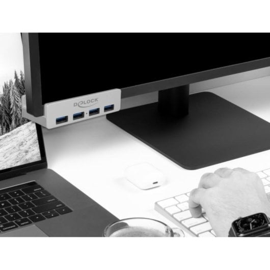 Hub Delock 5 ports 5 Gbps USB 3.2 Gen 1 modèle 64046 montage facile