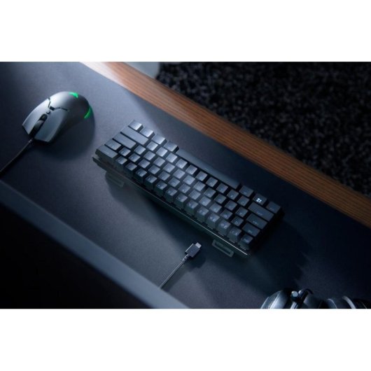 Tastatur Razer Huntsman Mini kompakt 60% optomechanisch RGB QWERTZ kabelgebunden