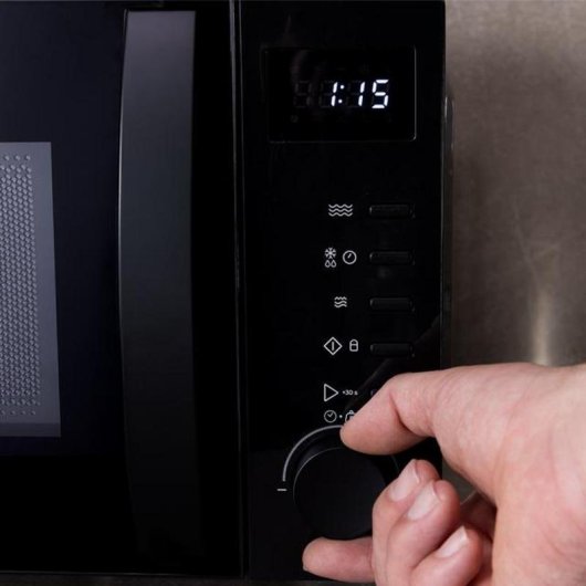 Micro-ondas Cecotec Proclean 5105 700W 20 Litros com 3DWave e Grill compacto
