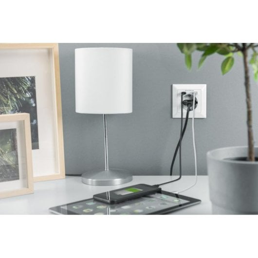 Regleta Digitus 3 Tomas con USB-A y USB-C 2,8 A Protección y Seguridad
