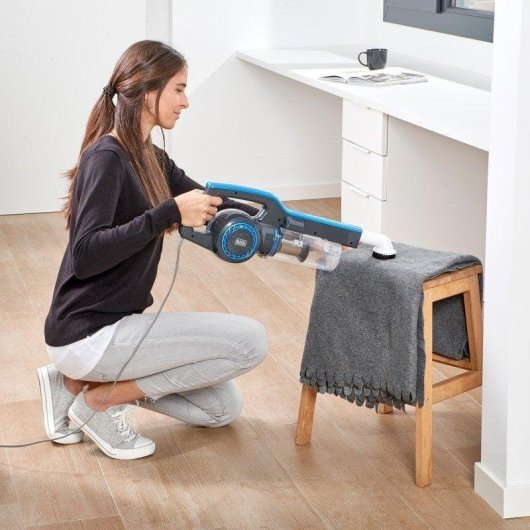 Aspiradora con Cable Black & Decker BXVMS600E 600W Sistema Ciclónico Filtro HEPA