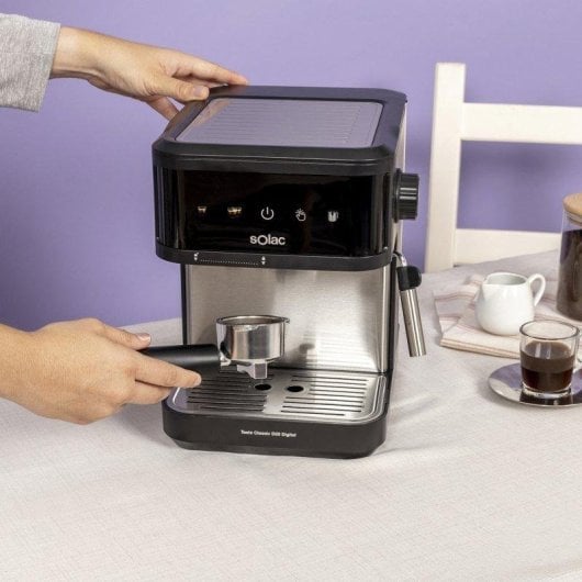 Cafetera Espresso Solac Taste Classic D20 1,8 L 20 Bares 850 W con vaporizador y control táctil