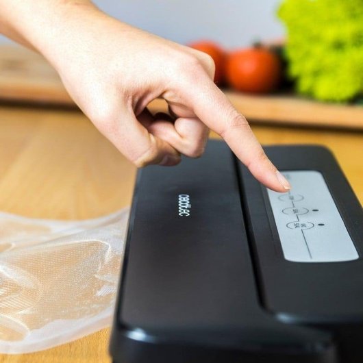 Bollitore elettrico Briebe KT1168WHT 1,7L Senza Fili Ebollizione Rapida