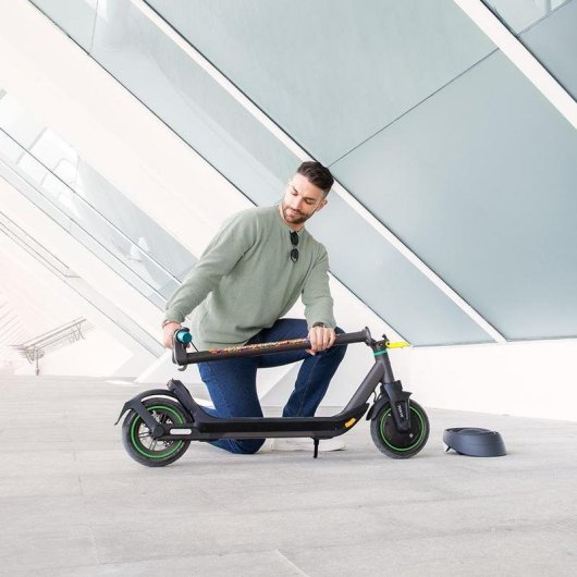 Patinete eléctrico Cecotec Bongo M30 350W Autonomía 30km Frenos disco e-ABS Negro