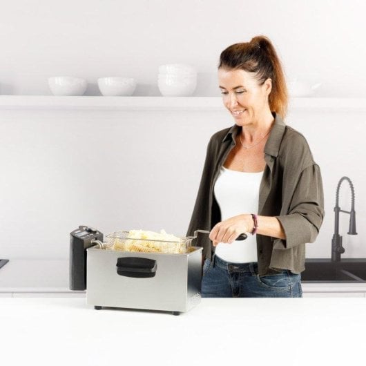 Freidora Taurus Professional 4 4L 2200W con Resistencia Sumergida y Cuerpo Acero Inoxidable