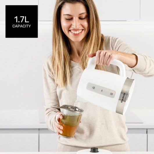Hervidor Eléctrico Taurus Aroa 2200W 1,7L Acero Inoxidable Base 360°