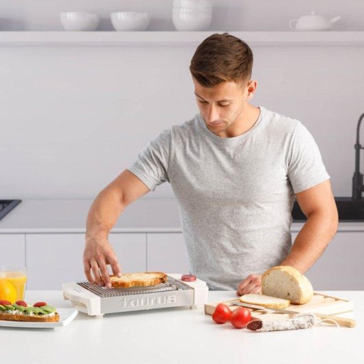 Tostador Taurus Neptuno Plus 900W 24x20cm 12 niveles