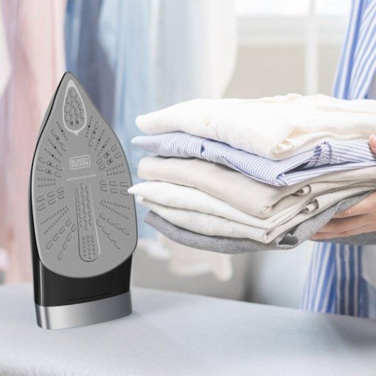 Centro de planchado Black & Decker BXSS2800E 2800W 1.5L Golpe Vapor 400g/min