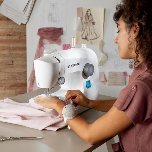 Machine à coudre BelleCouture 1500 Elite 15 points kit accessoires