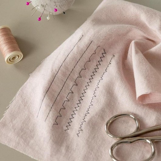 Machine à coudre BelleCouture 1500 Elite 15 points kit accessoires