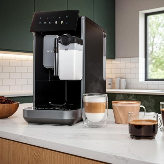 Cremmaet Kaffeevollautomat 2L 19 Bar mit 240ml Milchbehälter