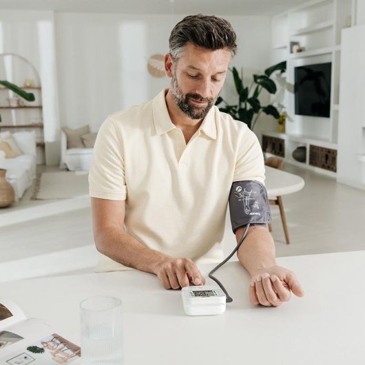 Tensiómetro de brazo Beurer BM-23 automático con detección de arritmia