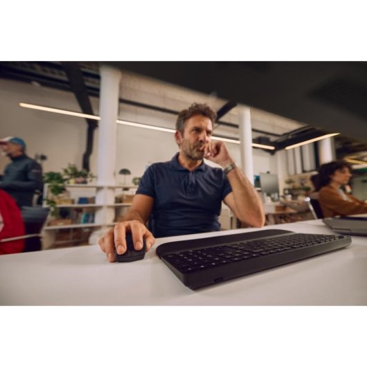 Teclado HP 580C Magnético inalámbrico con reposamanos y ratón multidispositivo