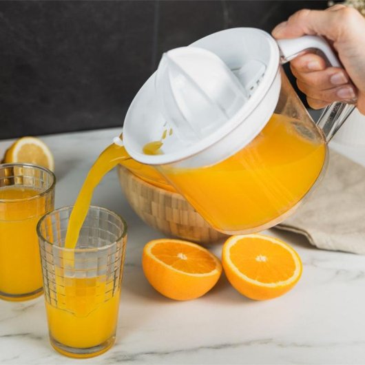 Exprimidor de cítricos eléctrico Ufesa Zing 40W 0.7L con 2 conos