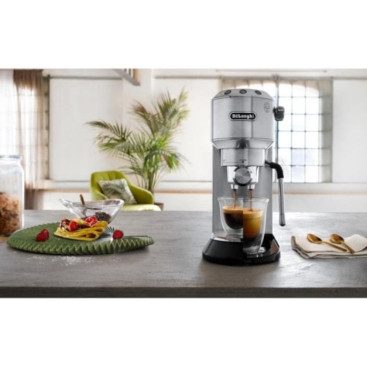 Cafetière expresso DeLonghi EC885.M 1 L 15 Bars avec mousseur et chauffe-tasses