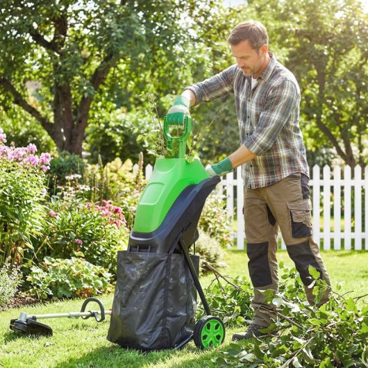 Outsunny Trituradora De Ramas Eléctrica 2500w Con 2 Cuchillas Para Ø44 Mm Ramas