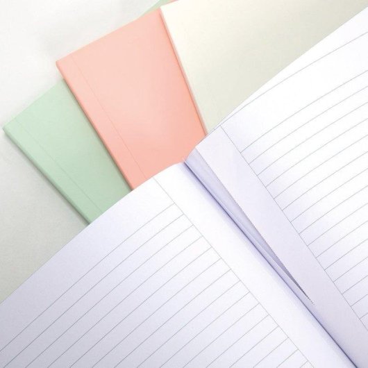 Livro A4 Milan 430 48 Folhas Quadriculadas 95gr Rosa