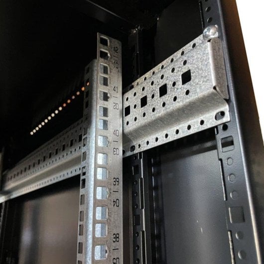 Armario rack mural 19" Phasak Pro 12U 600x600 Montado puerta de vidrio