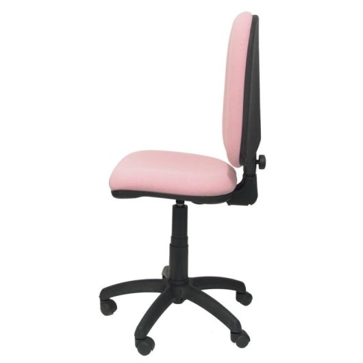 Silla de oficina ergonómica Piqueras y Crespo Ayna con mecanismo de contacto permanente y tapizado rosa claro