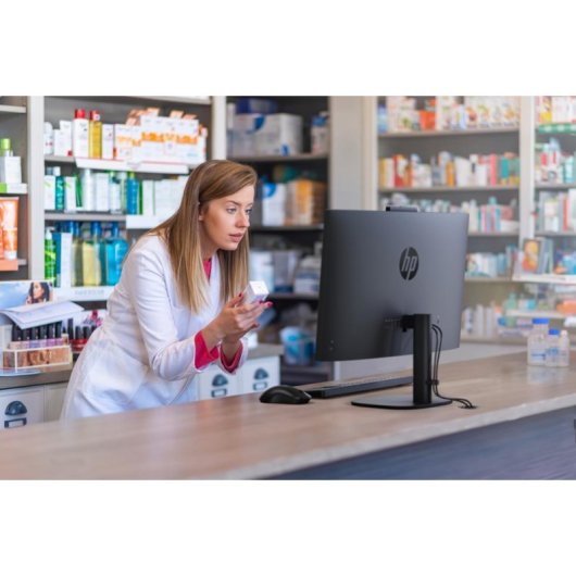 All-in-One HP ProStudio 2 G2a AMD Ryzen 5 8GB 256GB SSD Radeon 740M 23.8" Windows 11 Pro