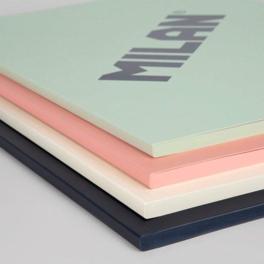 Libreta A4 Milan 430 Cuadriculada 48 Hojas 95g Verde