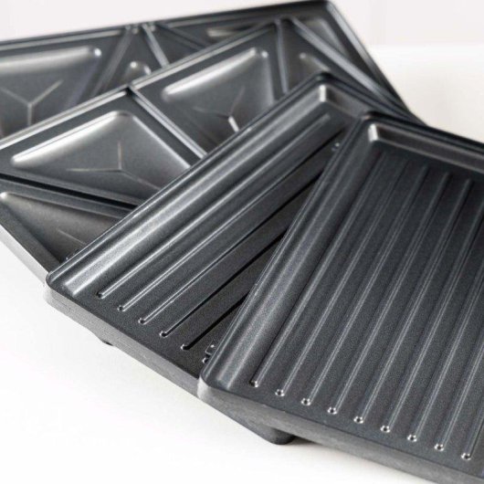 Sandwichera Taurus Miami Legend 900W 3 Placas Antiadherentes Desmontables