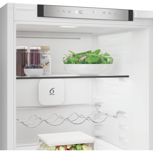 Réfrigérateur Combi Whirlpool WHK2 5293 B5E No Frost 177,5cm 270L D Blanc