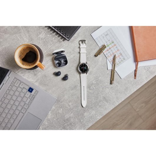 Samsung Galaxy Watch4 Classic Bluetooth GPS NFC 42mm Super AMOLED Plata M Resistencia Agua IP68 SpO2 Pulsómetro