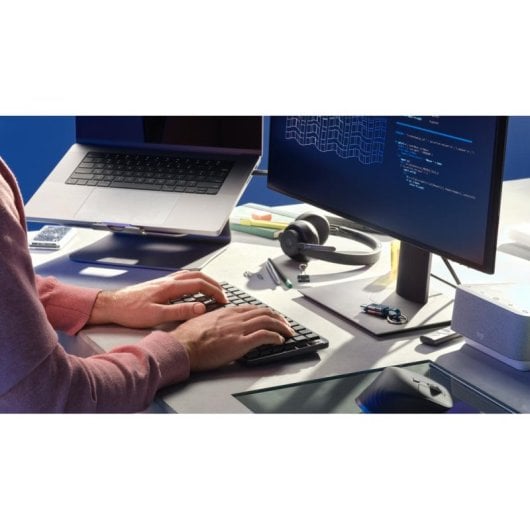 Teclado Logitech MX Mech Mini inalámbrico mecánico con retroiluminación LED blanca