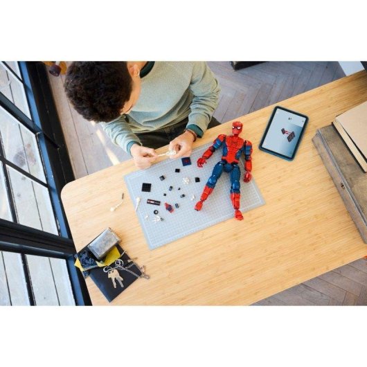 LEGO Marvel Figura de Héroe Spider-Man 76346 813 piezas