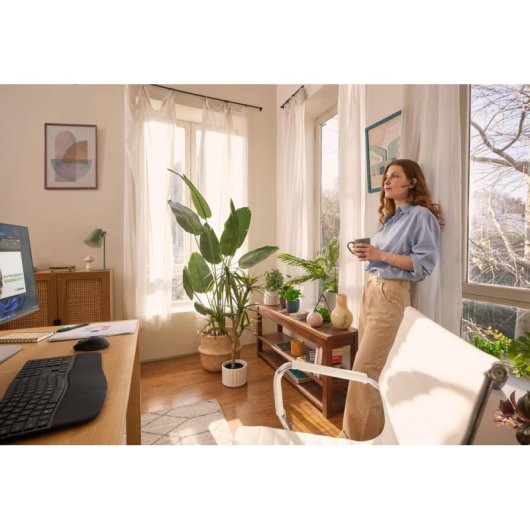 Auriculares HP Poly Voyager Office Base-M para 4300/Legend 50/Focus 2 con carga y conectividad múltiple