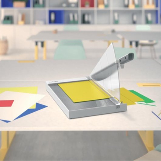 Guillotina para papel Leitz Precision Office A4+ 15 hojas
