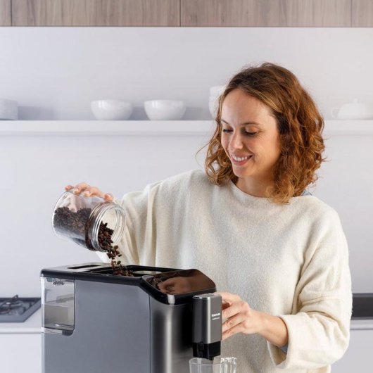 Cafetière superautomatique Taurus Accento Latte 1,5 L 20 Bars avec réservoir de lait