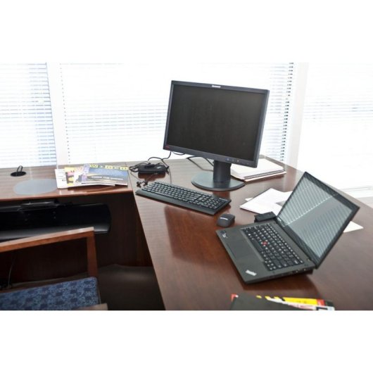 Base para portátiles Lenovo Pro Dock con acoplamiento y Ethernet Gigabit