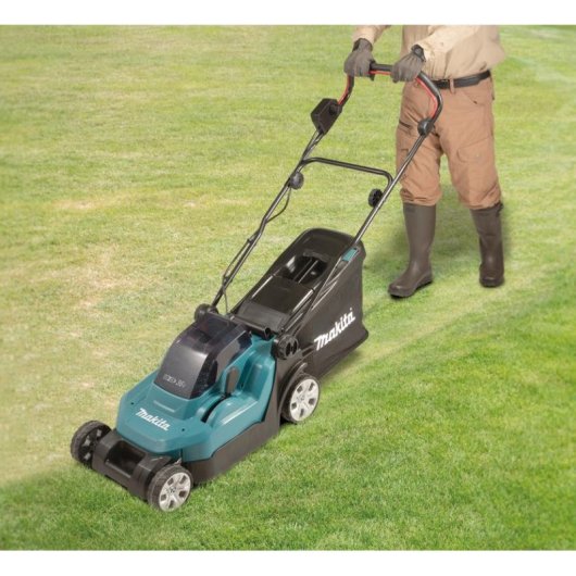 Cortadora de césped Makita DLM382Z 560 m² 38 cm 18 V