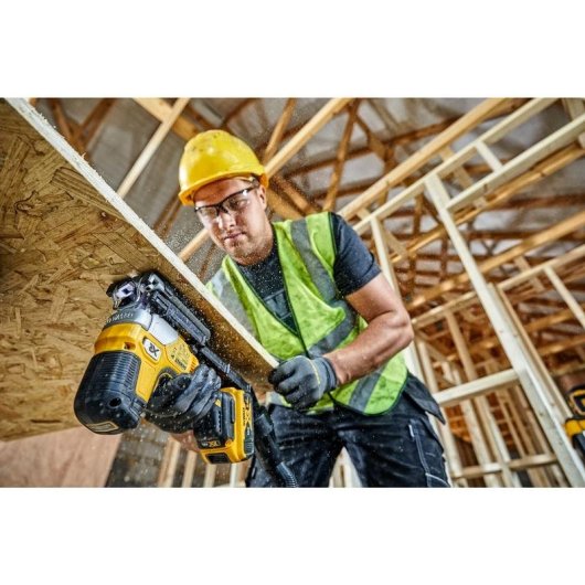 Sierra eléctrica DeWALT DCS335N-XJ 2 kg