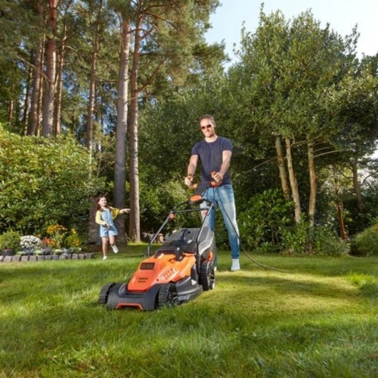 Decespugliatore manuale Black & Decker BEMW481ES 42 cm 1800 W 600 m²