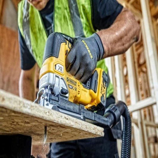 Serra elétrica DeWALT DCS334P2-QW 3200 spm 45°