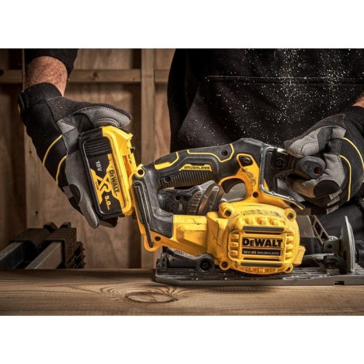 Sierra circular portátil DeWALT DCS565N-XJ 2400 W 2,8 kg
