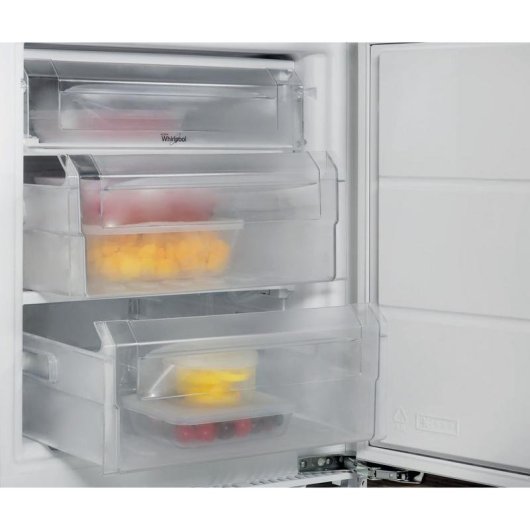 Congelador Whirlpool WBUFZ011 91 L Classe E 4 estrelas 41 dB