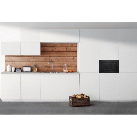 Mikrowelle Amica AMGB20E2GB 20 Liter 700W mit Schnellauftaufunktion