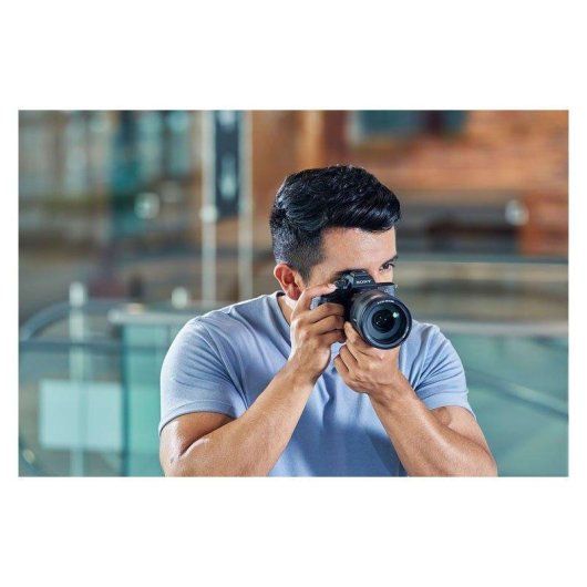 Câmara Mirrorless Sony Alpha 7 IV 33MP 4K 28-70mm Sensor Full-Frame WiFi Bluetooth