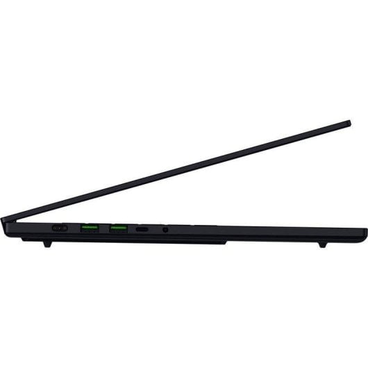 Ordinateur portable Razer Blade 16 16" Intel Core Ultra 9 386H 64GB 2TB SSD RTX 5090 Windows 11