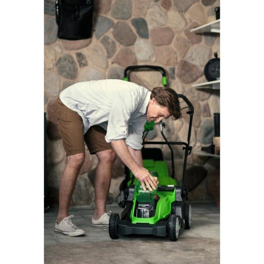 Tondeuse a Spinta Greenworks 2516107 24V 33cm 520m²