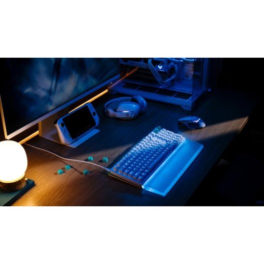 Teclado Logitech G512 X 98 blanco magnético con switches analógicos y RGB