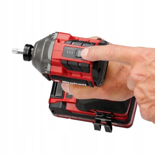 Llave inglesa de impacto Einhell TP-CI 18/250-C Li BL Solo