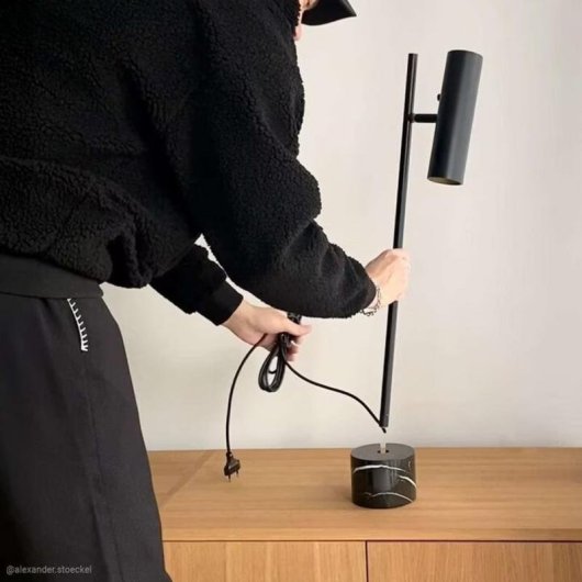 Lámpara de Escritorio SackIT EXPO Moderna Aluminio Mármol Negro 66 cm
