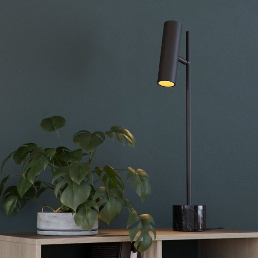 Lámpara de Escritorio SackIT EXPO Moderna Aluminio Mármol Negro 66 cm